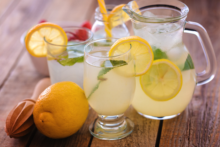 6 Scientifically Proven Benefits of Lemon Juice