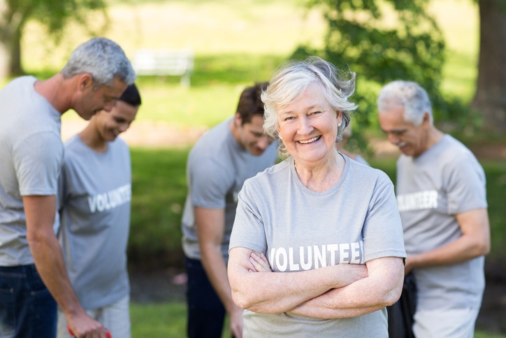 Health Benefits of Volunteering for Seniors