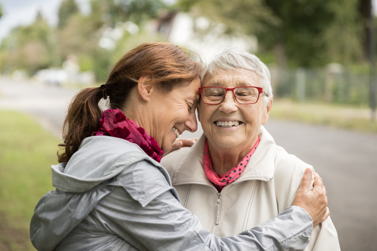 8 Signs Your Older Loved One Needs Help